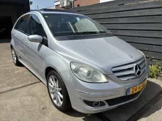 Mercedes-Benz B-klasse 200 AUTOMAAT/AIRCO/PANORAMA/NAP/NIEUWE APK!