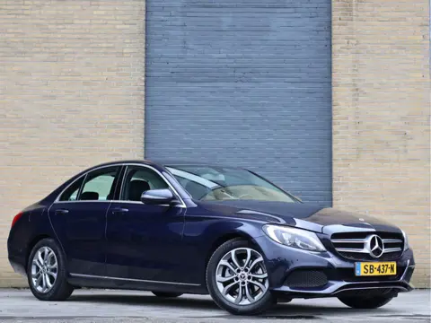 Mercedes-Benz C-Klasse 180 Premium Plus Automaat | Org. NL | Navi | Camera | Stoelverwarming |