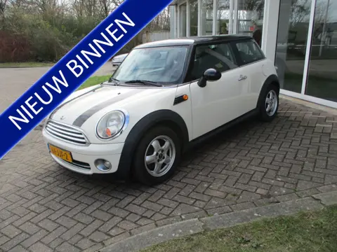 MINI Mini 1.6 Cooper Business Line Motor Rookt! (bj 2009)