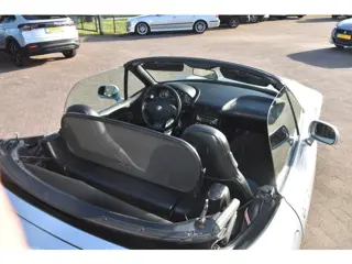 Foto 19 van BMW Z3 Roadster 1.8 (bj 1998)