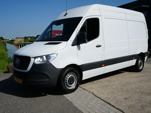 Mercedes-Benz Sprinter 215 1.9 CDI L2H2 FWD Autm Automaat, trekhaak