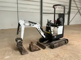 Bobcat E 10 (bj 2015)