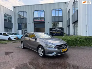 Mercedes-Benz A-klasse 180 Ambition APPLE CARPLAY!!
