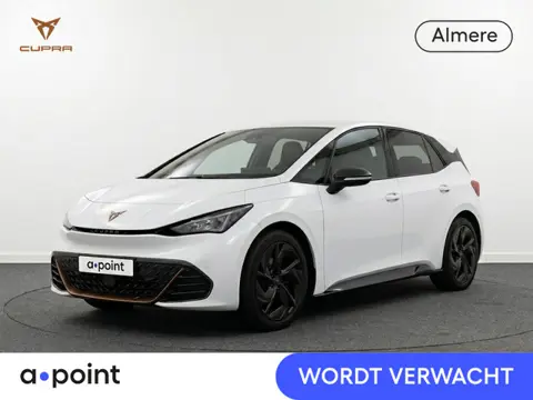 CUPRA Born Copper Edition One 62 kWh 204pk | Panoramadak | Head up Display | Verwarmd stuurwiel | Pa