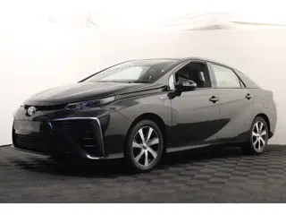 Toyota Mirai Dynamic (bj 2021, automaat)