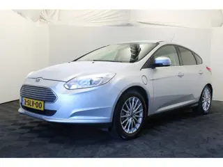 Ford Focus Titanium Electric (bj 2013, automaat)