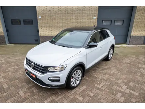 Volkswagen T-Roc 1.5 TSI Sport DSG (bj 2020, automaat)