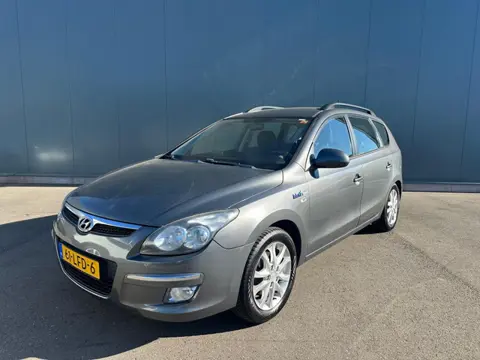 Hyundai I30 CW 1.6i Dynamic Bns CLIMA AIRCO | NAP !