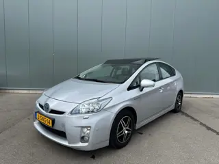 Toyota Prius 1.8 Executive PANORAMADAK | HUD | CAMERA !