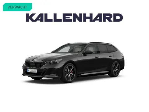 BMW 5 Serie Touring 550e xDrive - M-Sport Pro - Pano - Bowers & Wilkins - Onderstel Prof