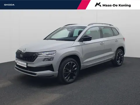 Skoda Karoq 1.5TSI/150PK ACT Sportline Business · Navigatie · Apple/Android Car Play · Camera + Park