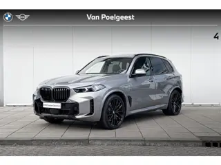 BMW X5 xDrive50e M-Sport Pro / Glazen dak / 22 inch / Soft Close Portieren / Driving Assistant Prof 
