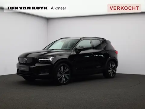 Volvo XC40 Recharge P8 AWD R-Design / Trekhaak / 360 camera / Pano. dak / Stoel- & stuurwielverwarmi