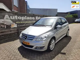 Mercedes-Benz B-klasse 200 AUTOMAAT ECC LEER TREKHAAK