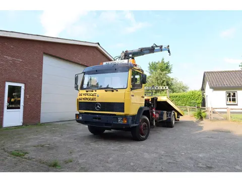 Mercedes-Benz 1317 / Bergingswagen / Euro 101 Laadkraan / Plateau / Bril / Lier / Hydraulische Oprij