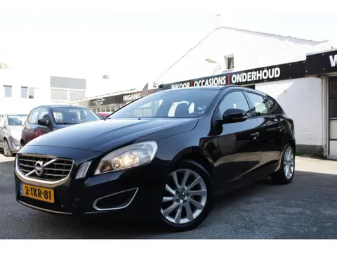 Volvo V60 1.6 T3 / Stoelmemory / Carplay / Parkeersensoren / CruiseControl