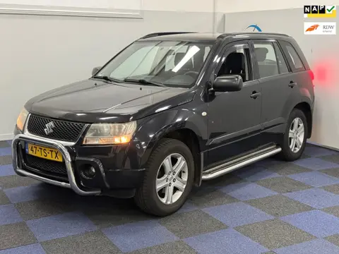 Suzuki Grand Vitara 2.0-16V Exclusive / IJSKOUDE AIRCO / DEALER ONDERHOUDEN / RIJDT SCHAKELT GOED