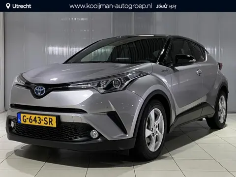 Toyota C-HR 1.8 Hybrid Style Navi Parkeersensoren V+A | Toyota garantie tot 2029!