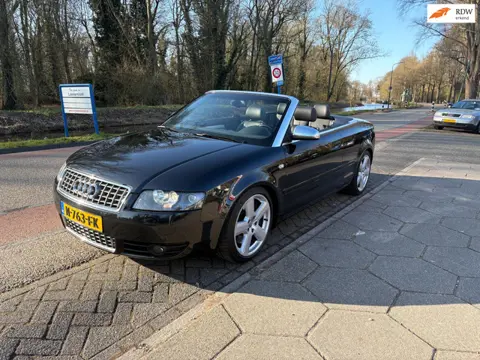 Audi A4 Cabriolet 4.2 V8 S4 quattro Pro line