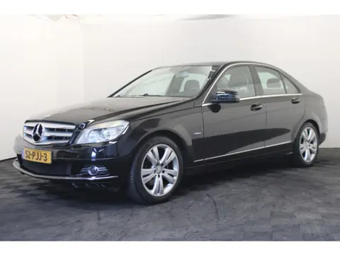 Mercedes-Benz C-Klasse 180 CGI BlueEFFICIENCY Business Edition Avantgarde