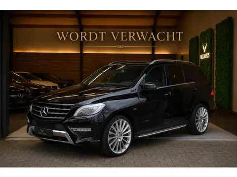 Mercedes-Benz M-klasse 350 AMG-Styling - Distronic - Entertainment Achter - Panoramadak - Achteruitr