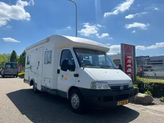 Chausson Fiat Ducato Bus | Fransbed | Cassetteluifel | Fietsenrek | Airco | Lattenbodem | Kachel