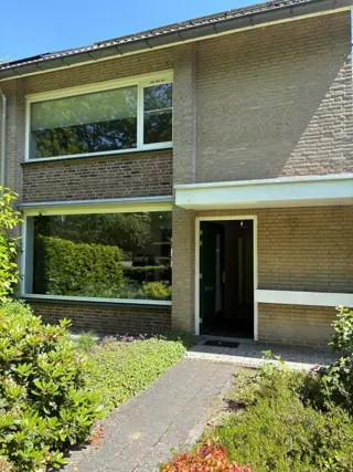 Woning aan de Juliana de Lannoylaan te Waalre
