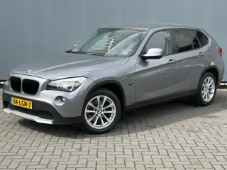 BMW X1 BJR 2010 sDrive18i 150 PK Executive CARPLAY | LEDER | CRUISE | CLIMA | PDC