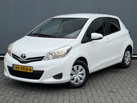 Toyota Yaris BJR 2012 1.0 VVT-i 70 PK Aspiration CAMERA | NAVI | CLIMA | CV | GETINT GLAS