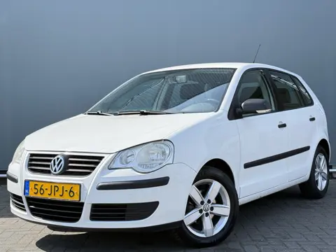 Volkswagen Polo BJR 2009 1.4 TDI 70 PK Trendline 96 DKM! NAP! | CV | LMV | 5-DEURS | RADIO-CD