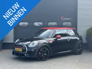 MINI 3-Deurs 2.0 John Cooper Works | Camera | Harmon Kardon | Head-Up Display | Stoelverwarming | Na