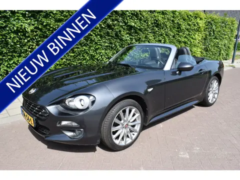 Fiat 124 Spider 1.4 MultiAir Turbo Lusso AUTOMAAT ZÉÉR MOOI!