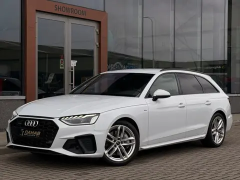 Audi A4 Avant 45 TFSI quattro S-Line 266PK | Matrix Led | ACC | Elek. Trekhaak | Sfeerverlichting | 