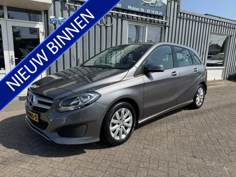 Mercedes-Benz B-Klasse 180 Ambition (bj 2014)