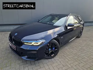 BMW 5-serie Touring 530e BMW garantie t/m 2028!
