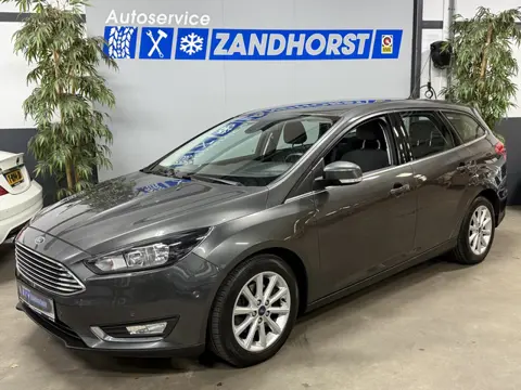 Ford FOCUS Wagon 1.0 Titanium // Voorruitverw. // Navi // LM Velgen
