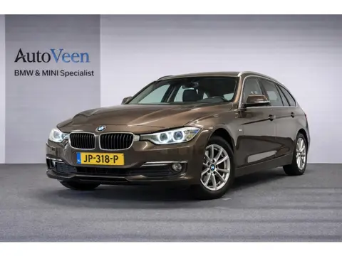BMW 3-serie Touring 320d xDrive High Executive (PANO, LEDER, GROOT NAVI, CLIMA, CAMERA)