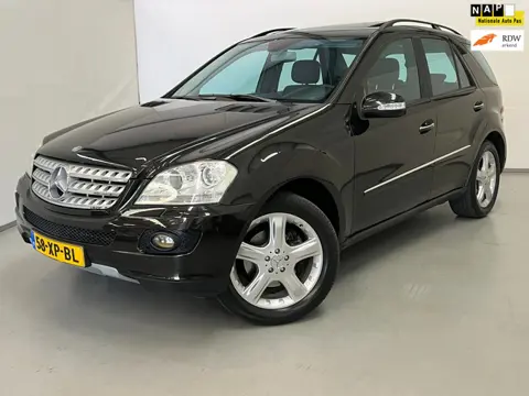 Mercedes-Benz M-klasse 350 / 1e eig. / Youngtimer / Luchtv. / Schuifd.