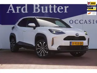 Toyota Yaris Cross 1.5 Hybrid First Edition+Led+Navigatie+17"lmv+camera+afneembare-trekhaak
