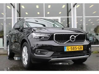 Volvo XC40 T2 130PK Automaat Business Pro | El. Trekhaak | Adapt. Cruise | DAB | El. Achterklep | BL