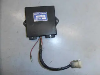 Yamaha FZR1000(3LE) CDI Unit 3LK-82305-01-00
