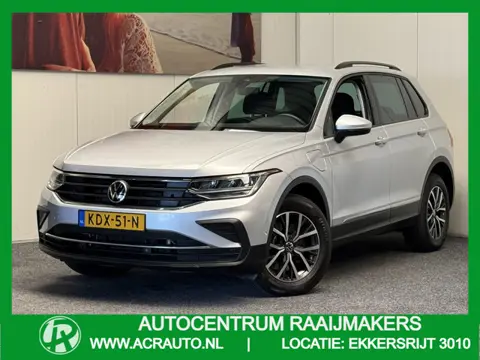 Volkswagen Tiguan 1.4 TSI eHYBRID 245PK NAVIGATIE ADAPTIVE CRUISE CONTROL STOEL EN STUUR VERWARMING 