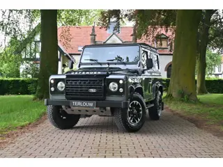 Land Rover Defender 2.2 D HT 90" Adventure (bj 2017)