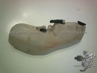 Triumph Sprint 955RS(TF605) Koelvloeistof tank