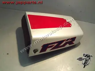 Yamaha FZR600(3HE) Zadelkap achter