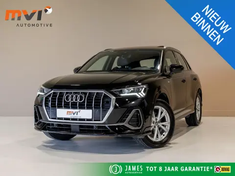 Audi Q3 35 TFSI 2x S-Line edition / 150pk / Panorama dak / Dodehoek herkenning /