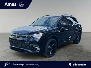 Volkswagen Tiguan 1.5 eHybrid 272pk DSG R-Line Edition | Trekhaak, wegklapbaar | 360 camera | Elektr
