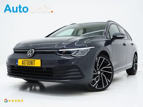 Volkswagen Golf Variant 1.0 TSI | Sportstoelen | Adaptive Cruise | Camera | Dodehoek | Stoelverwarmi