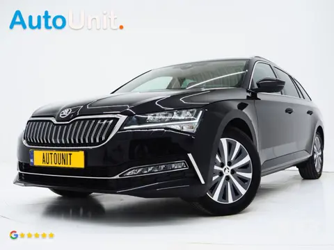 Škoda Superb Combi 1.4 TSI iV Style | Panoramadak | Trekhaak | Leder | 360 | Keyless | Adaptive Crui