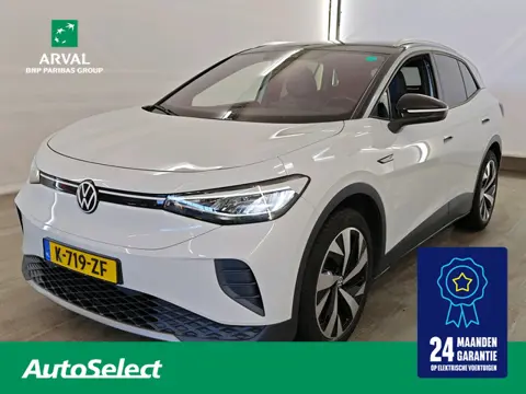 Volkswagen ID.4 77 kWh 204pk First | SOH 87% | Trekhaak | Warmtepomp | CarPlay | Stoelverwarming | H
